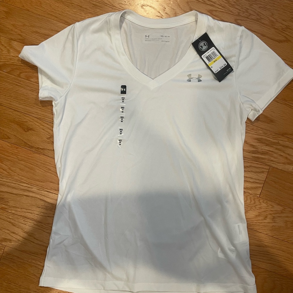 Under Armour Women's White V-Neck Top